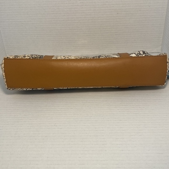 NINE WEST snakeskin print clutch canvas purse - Picture 4 of 16